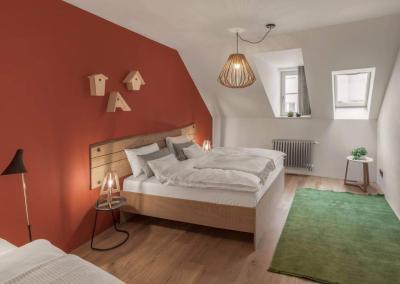 Výroba designové police s osvětlením pro www.pragueresidences.com 2